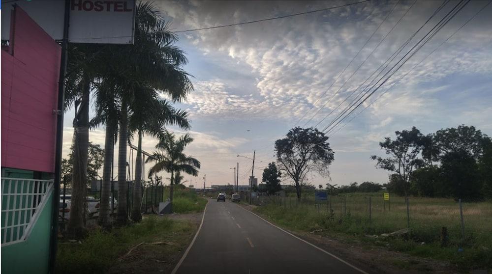 Express Inn Pty Aeropuerto Internacional Panama Tocumen Buitenkant foto